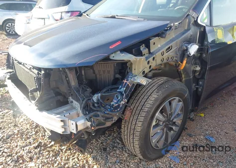 2021 Chrysler Pacifica Hybrid Touring L z USA, uszkodzony, nr VIN 2C4RC1L72MR594048